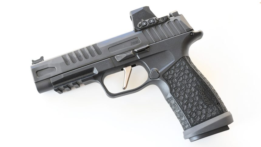 Review: SIG Sauer P365 Fuse Romeo-X
