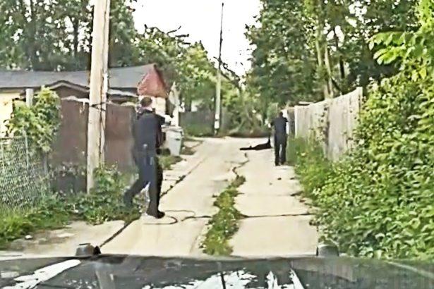 Foot Chase Ends in Shootout Between Milwaukee Officer and Fleeing Suspect