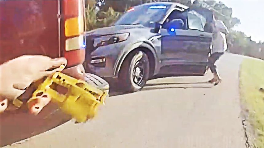 Texas Police Officer Dragged as Suspect Tries to Steal his Patrol Car