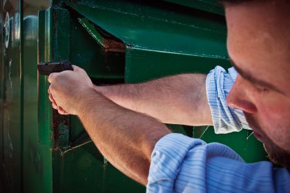 Straight Talk: Discover Cover