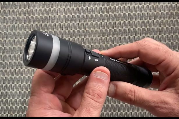 NEXTORCH C61 Dual-Beam 3500 Lumens Flashlight with Stepless Dimming