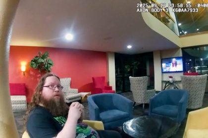 Guy Snitches on Himself After Calling the Cops on His Tinder Date