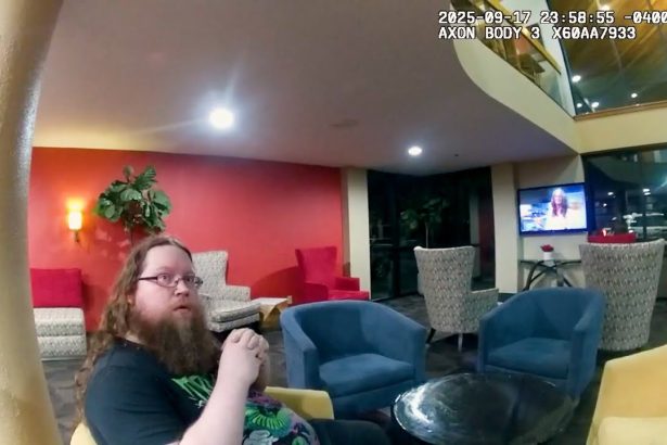 Guy Snitches on Himself After Calling the Cops on His Tinder Date