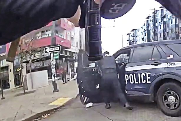 Seattle Police Officers Open Fire After Suspect Points Gun at Them