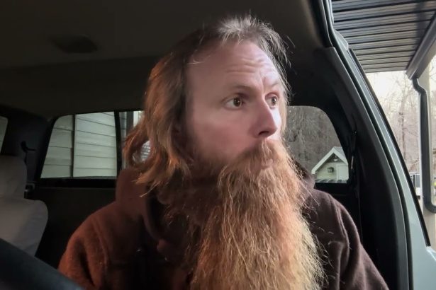 Politicians, Podcasters & Public Figures