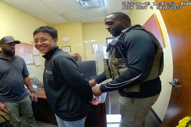 Teen Laughs After Shooting a Father Over an iPhone on Facebook Marketplace