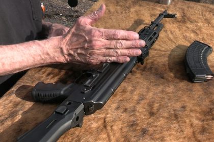 Is This The Perfect Balance Of A Traditional And Modern AK?