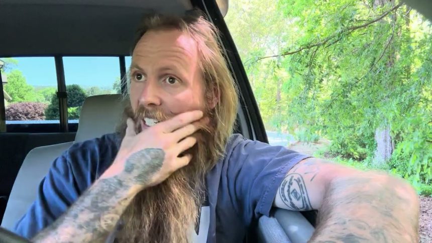 Vance Pulled Off Stage Ahead Of Trump