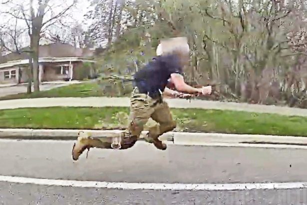 Officers Shoot Suspect After He Runs Toward Them With Knife