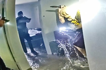 Barricaded Suspect Sets Apartment Ablaze Then Charges Police With Knife
