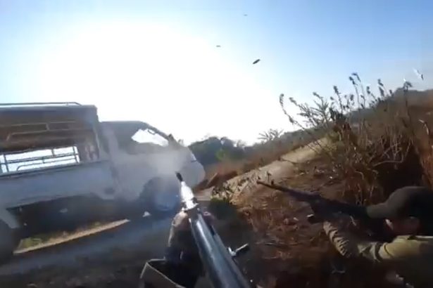 🔴 MYANMAR WAR – Myanmar Rebels Assault Military Vehicles In Insane Guerrilla Ambushes • Helmet Cam